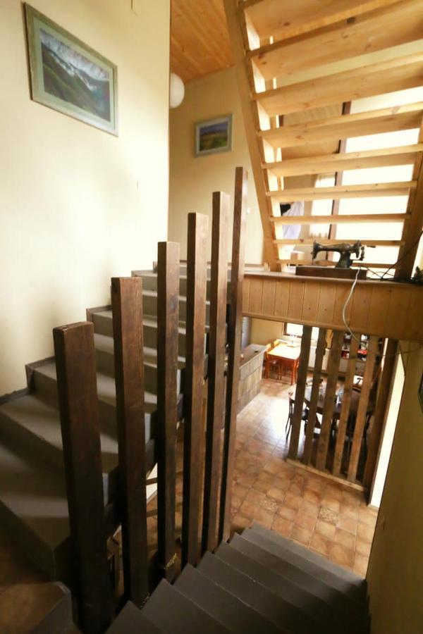 Arte In Kazbegi Hotel Exterior photo