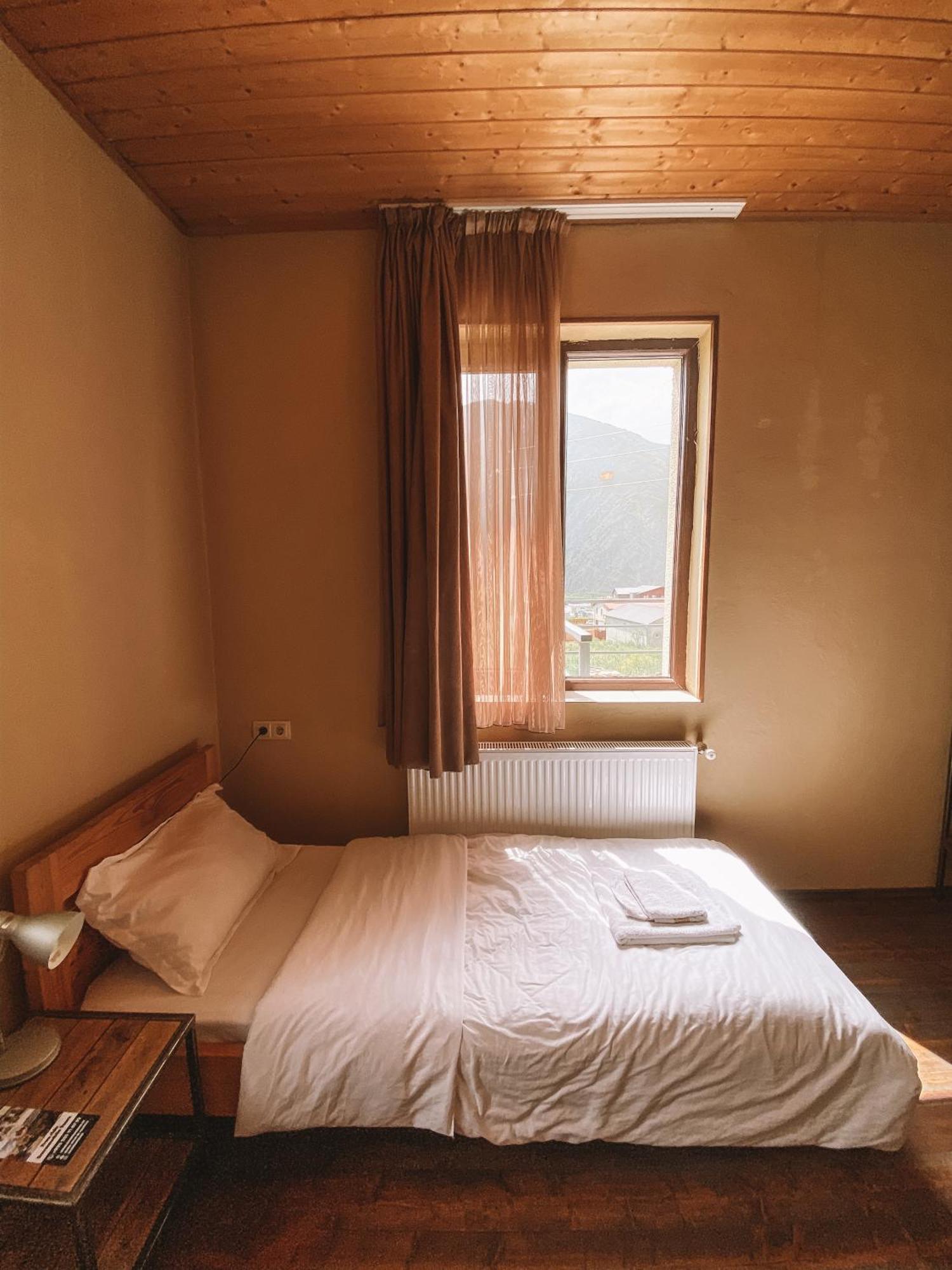 Arte In Kazbegi Hotel Exterior photo